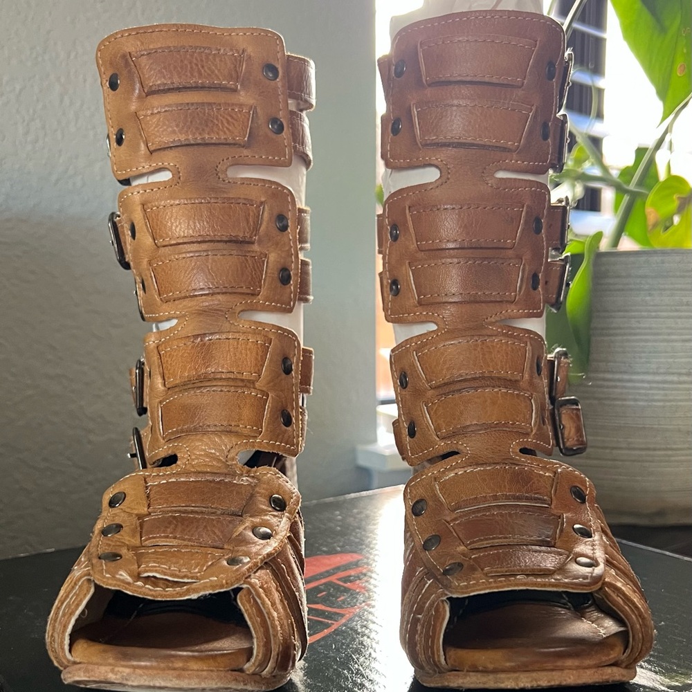 Freebird Tan Heeled  Boots - Picture 7 of 11